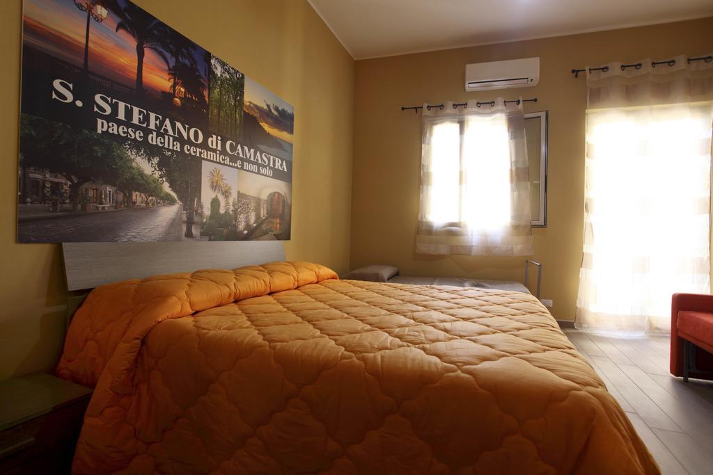 Bed & Breakfast La Grande Mela Santo Stefano di Camastra